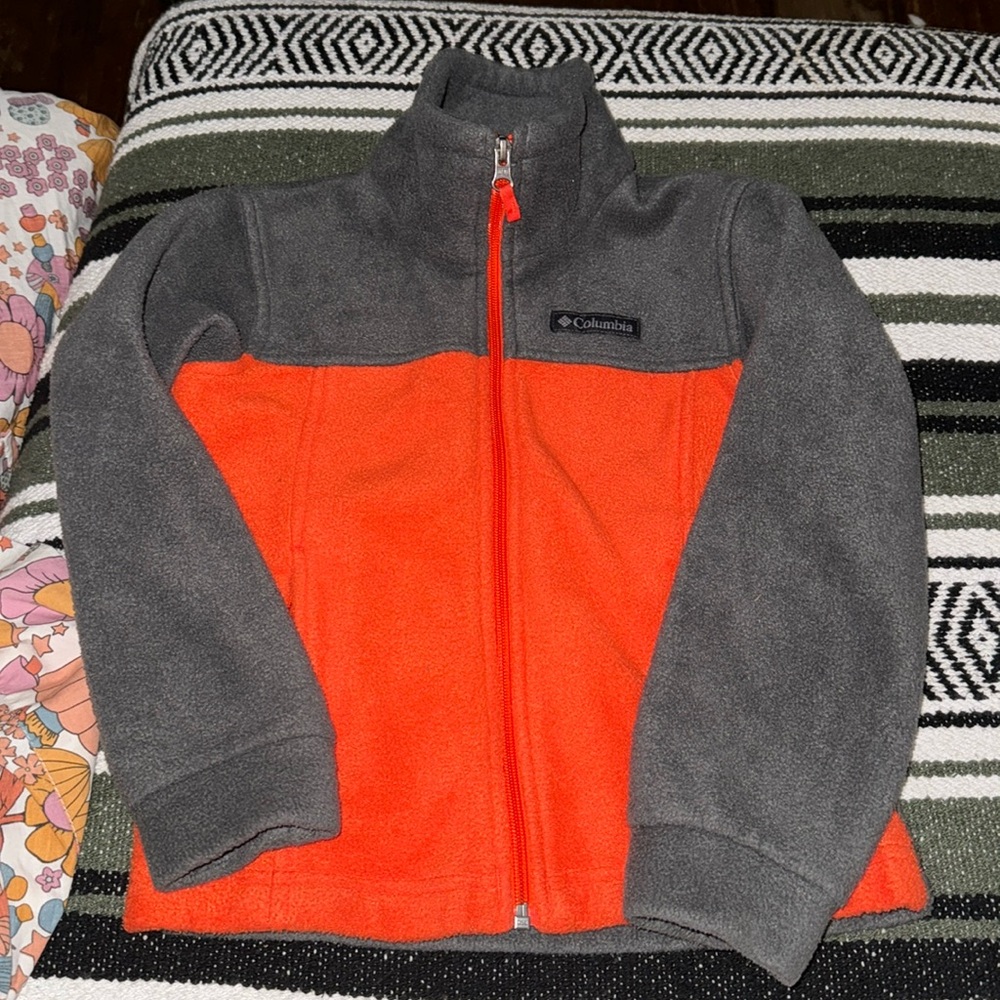 Columbia zip up fleece 4/5